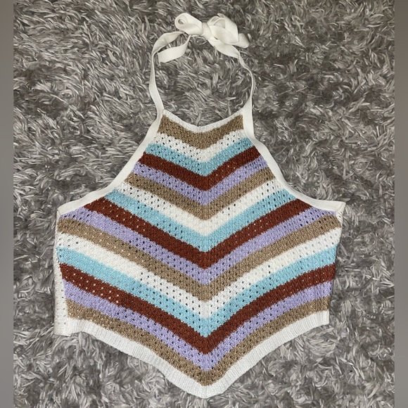 “Almost Famous” brand medium multicolored chivron halter top - Picture 1 of 3